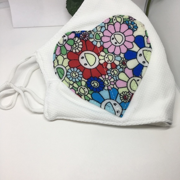 Reusable , washable face masks. Flower face mask - Picture 1 of 8
